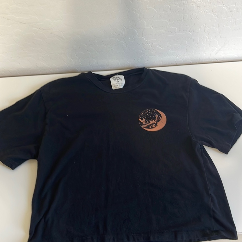 Cropped shirt